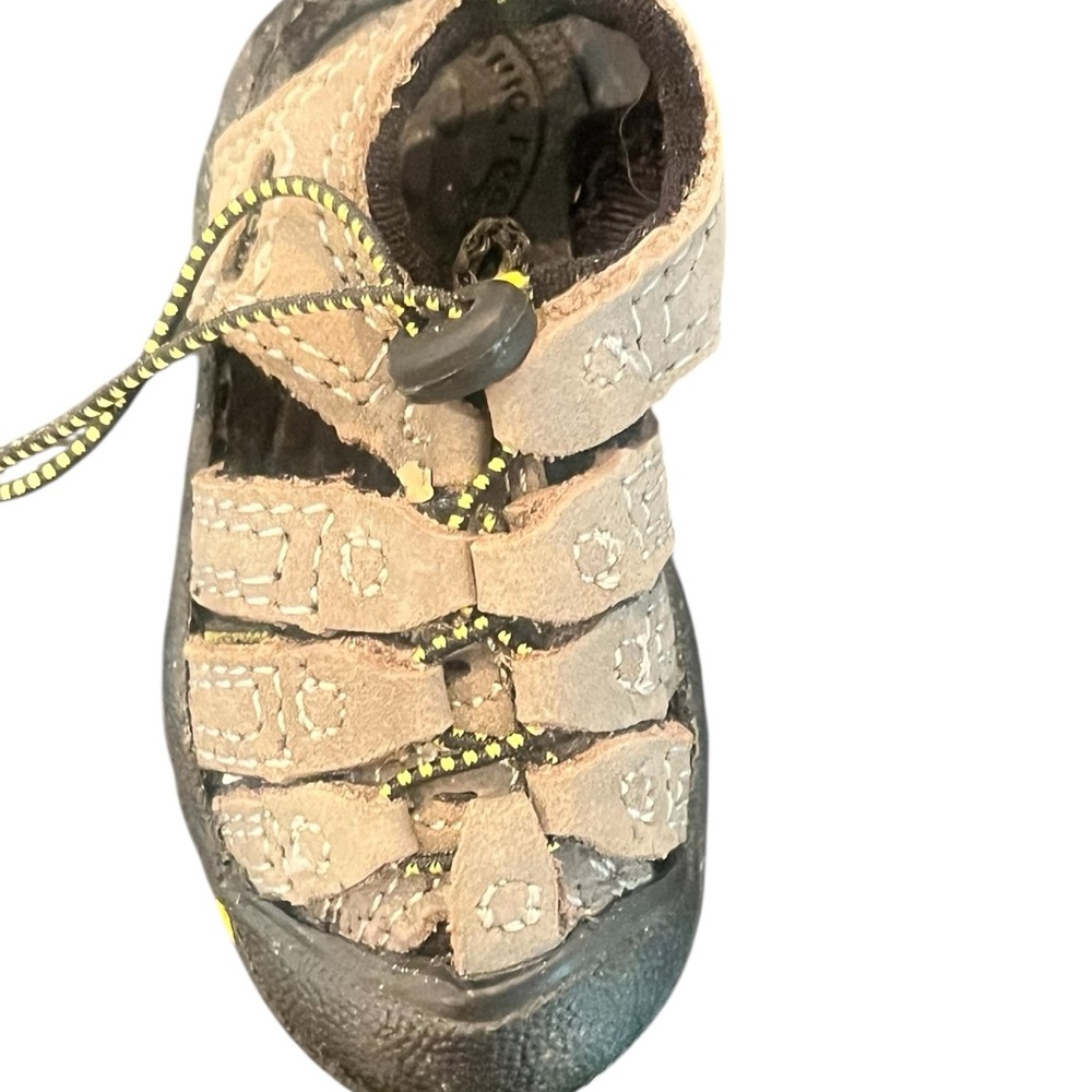 Keen Key Chain Sandal